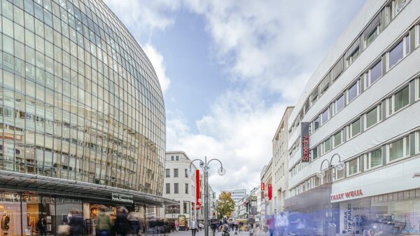 Unter anderem auf der Kölner Schildergasse wurden Interviews mit zahlreichen Passant*innen geführt.