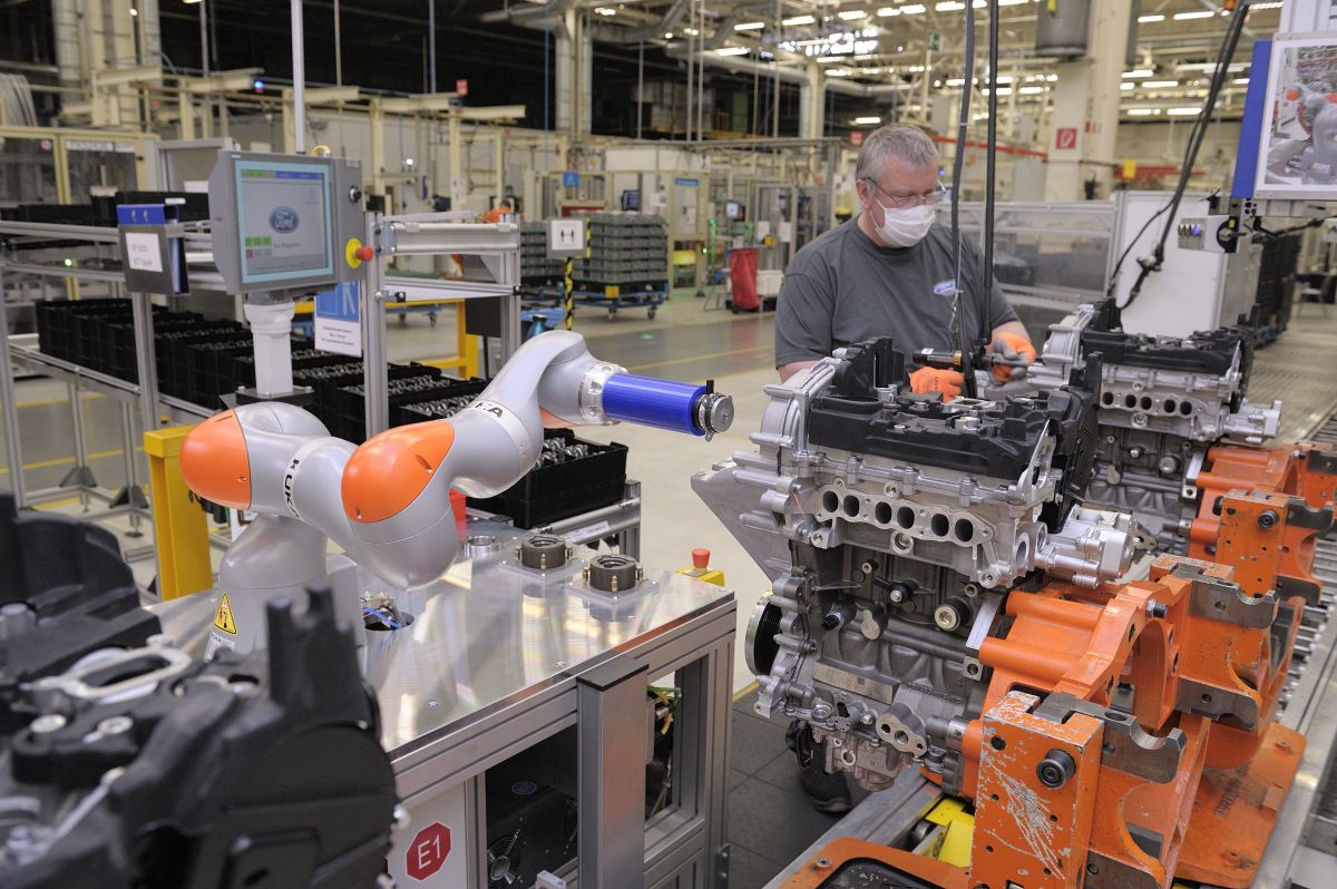 Kollaborierender Roboter bei Ford