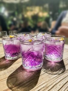 LAV‘A BELLE im Gin & Tonic